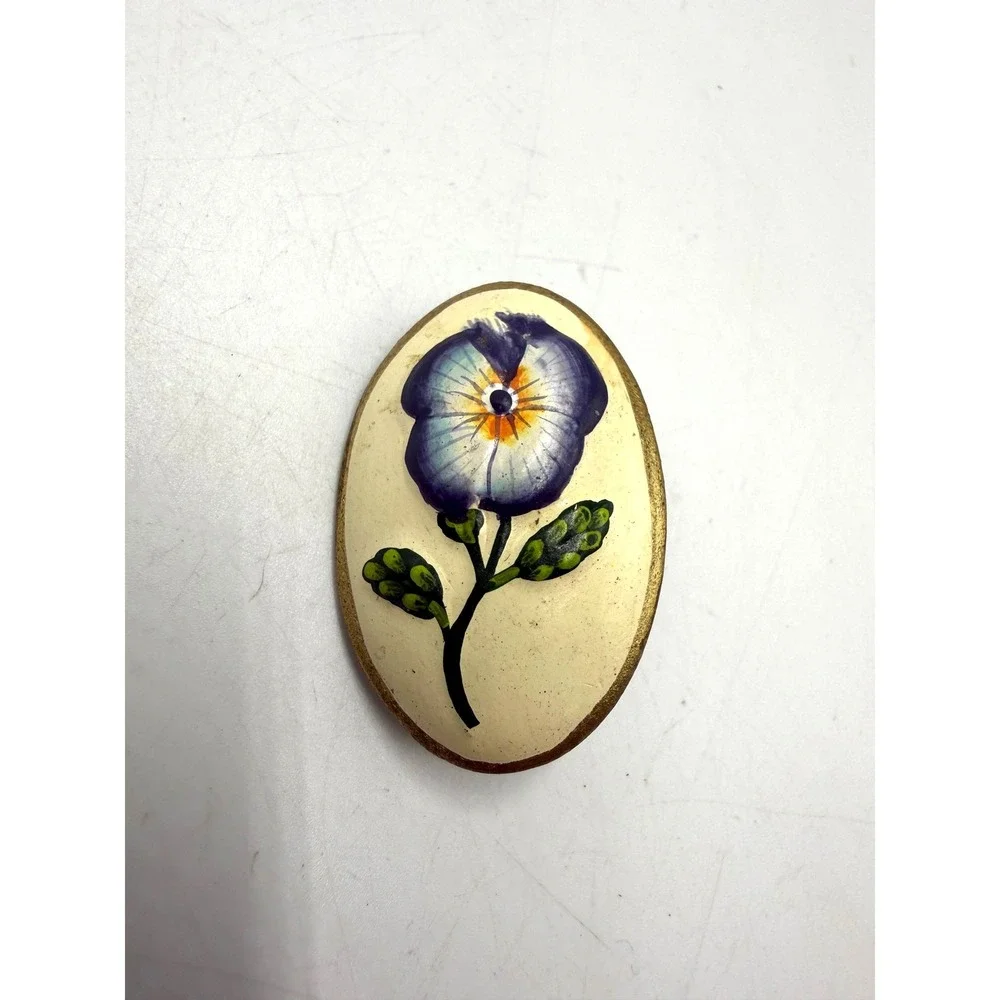 Vintage Hand Painted Pansy Flower Enamel Oval Brooch Gold Tone Purple Yellow